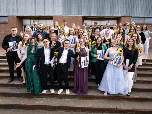 Ausbildungszentrum für Gesundheitsberufe verabschiedet ihre Absolventen