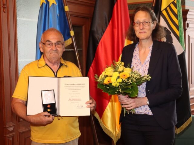 Helmut Göldner erhielt Ehrennadel des Landes