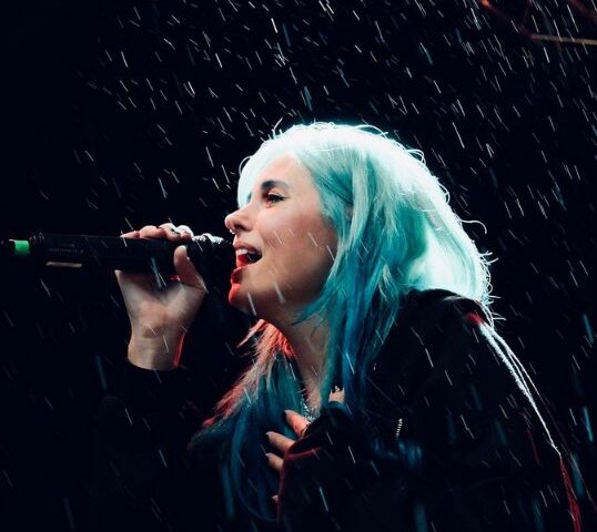 Kings Elliot veröffentlicht neuen Song “Enough”