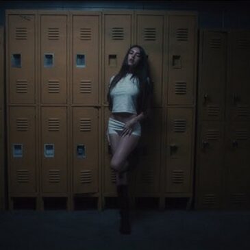 Madison Beer präsentiert ihren neuen Dance-Pop-Hit „15 MINUTES“