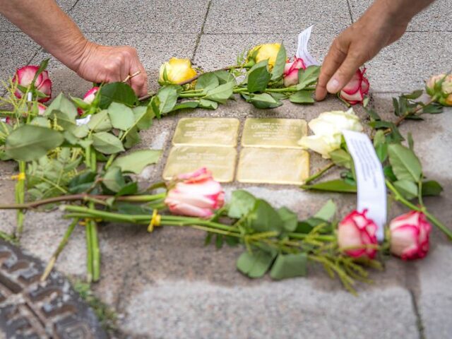 Gedenken an NS-Opfer: Magdeburg erhält sechs weitere Stolpersteine