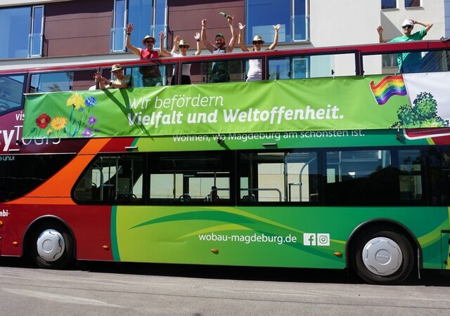 Besondere Aussichten: Doppeldecker fährt bei CSD-Demonstration am 24. August mit