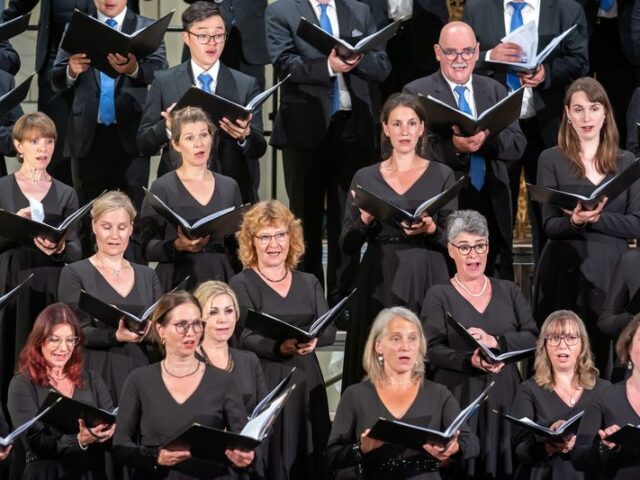 Einer der besten Rundfunkchöre Europas kommt nach Magdeburg: MDR-Rundfunkchor gastiert am 16. August (Freitag) im Dom