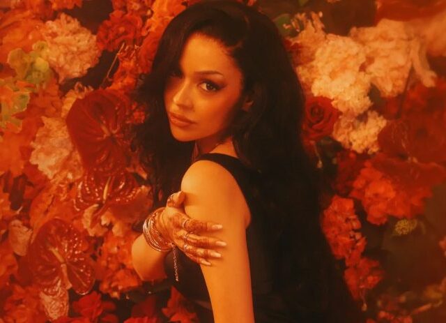 Ayliva erneut an der Spitze der deutschen Album-Charts