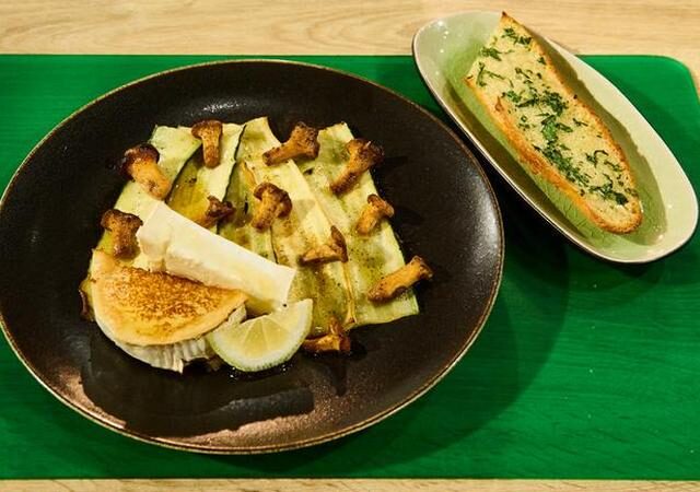Die Küchenschlacht: Rucola-Tomaten-Salat vs. Guacamole vom 21. August 2024