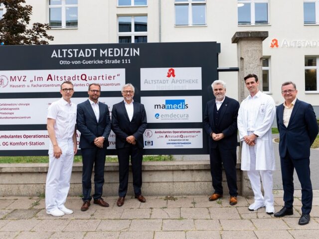 Erfolgreiche Zusammenarbeit: Universitätsmedizin Magdeburg führt 500. ambulante Operation im MVZ „Im Altstadtquartier“ durch