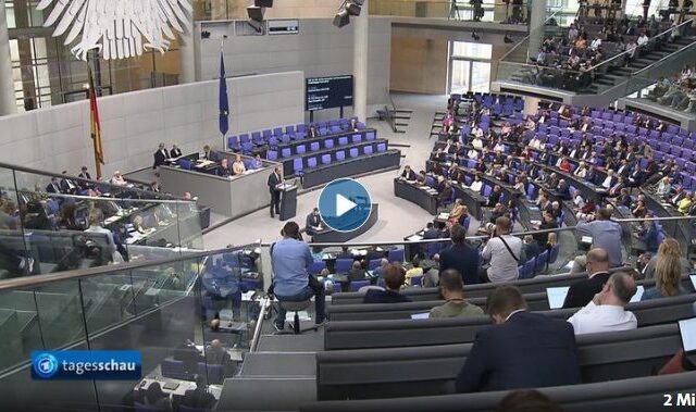 tagesschau in 100 Sekunden