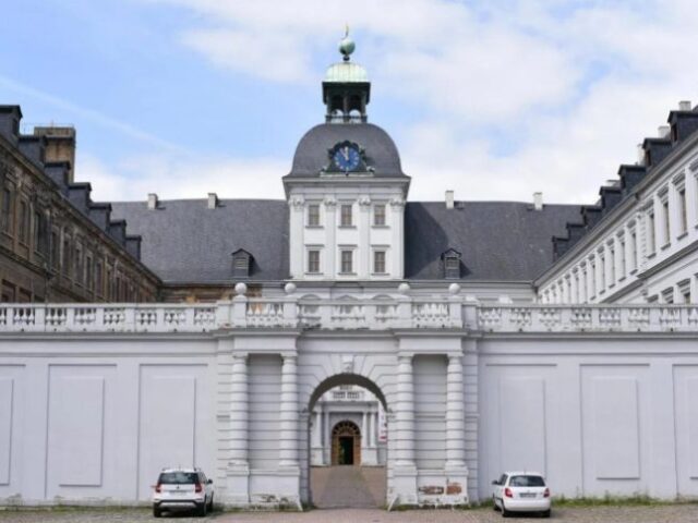 Förderbescheid für Sanierung des Schlosses Neu-Augustusburg überreicht / Haseloff: Verbindung von kultureller Ausstrahlung und Sicherung von Kaufkraft