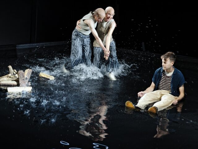 Theater Magdeburg gratuliert Saša Stanišić zum Deutschen Jugendliteraturpreis