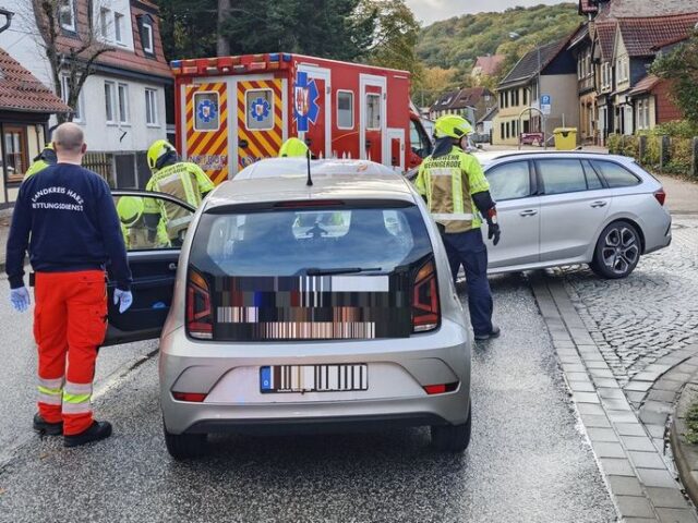 Zwei Frauen nach Unfall verletzt