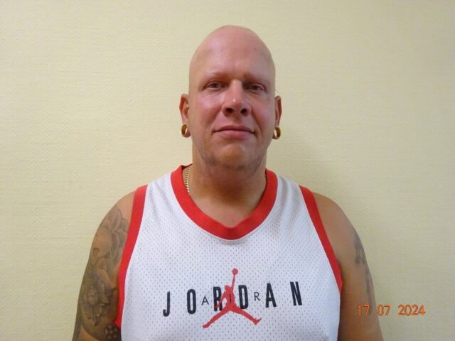 Mann aus Maßregelvollzug Bernburg weiter auf der Flucht