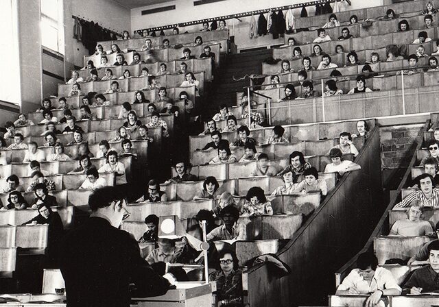 Ausstellung „Bewegung und Stillstand. Das letzte Studienjahr in der DDR“
