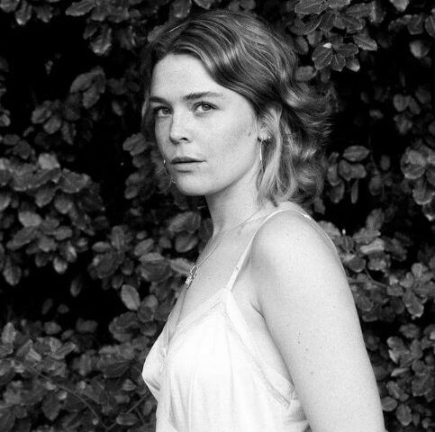 Maggie Rogers veröffentlicht ihre neue Single “In The Living Room”