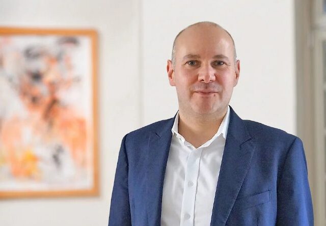 Ifo-Institut warnt vor Rücknahme von EU-Verbrennerverbot / Industrieökonom Falck: Politisches Gezerre schafft gefährliche Unsicherheit