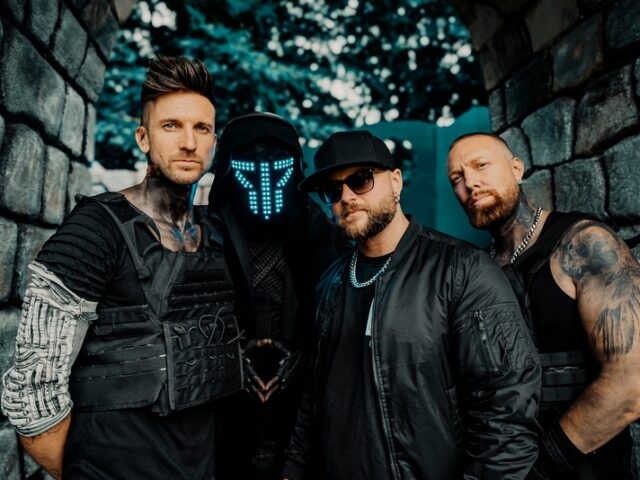 SMASH INTO PIECES veröffentlichen ihre neue Single „Hurricane“ und sind ab dieser Woche auf Tour in Deutschland