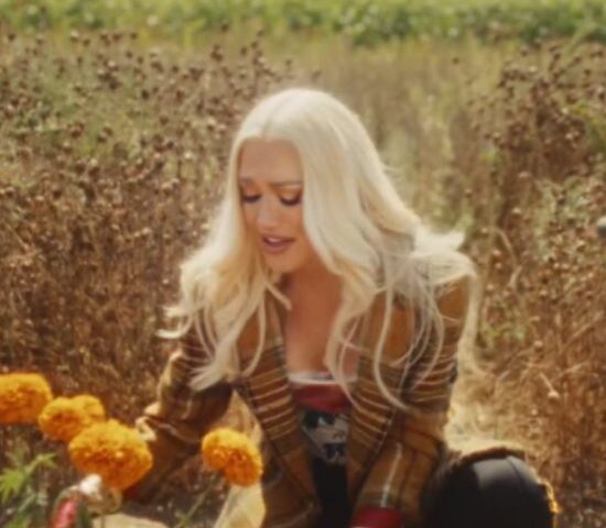 Gwen Stefani veröffentlicht das Video zu “Somebody Else’s” aus dem neuen Album “Bouquet”