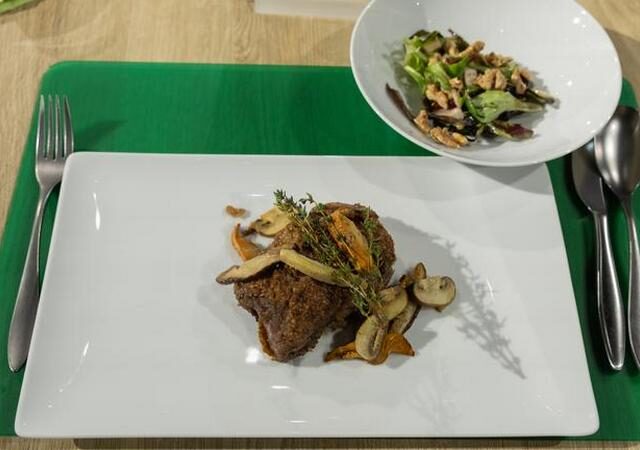 Die Küchenschlacht: Cordon bleu vom Hirschrücken vom 22. November 2024