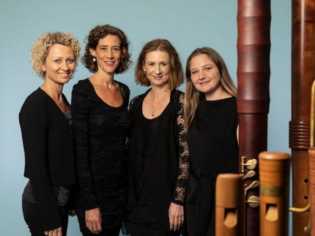 „Flautando Köln“ spielt im Magdeburger Gesellschaftshaus – Weihnachtliche Flötentöne für die ganze Familie