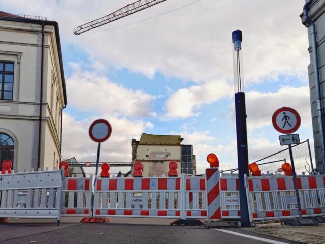 Ab Montag: Vollsperrung Magdeburger Straße in Höhe Rolandhaus