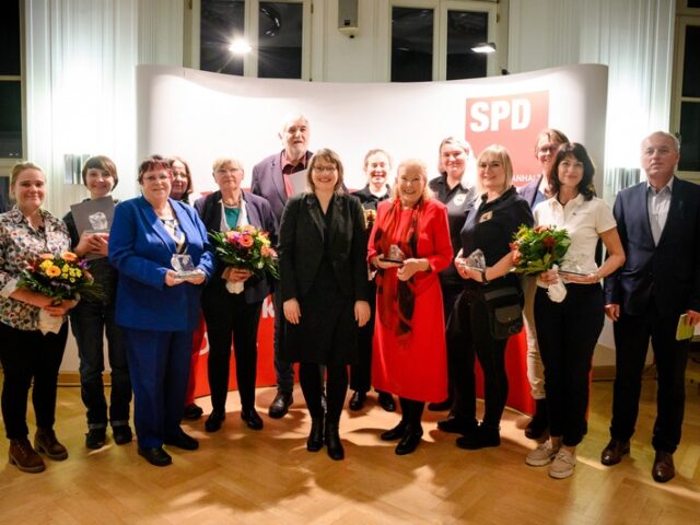 Reinhard-Höppner-Engagementpreis 2024 / Ehrenamt als unverzichtbarer Kitt der Gesellschaft