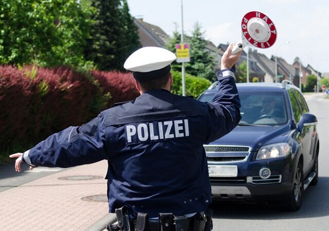 Polizeirevier Stendal: Aktionstag „Sicher unterwegs – Damit die Feiertage unbeschwert bleiben“