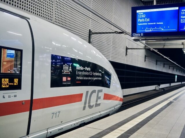 „Bon voyage“ für ersten direkten ICE von Berlin nach Paris