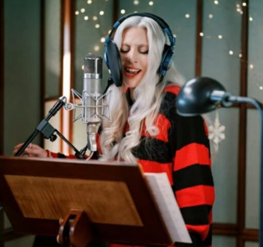 Lady Gaga veröffentlicht Weihnachtssingle „Santa Claus Is Coming To Town“