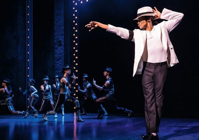 Deutschlandpremiere in Hamburg: Michael-Jackson-Musical gefeiert