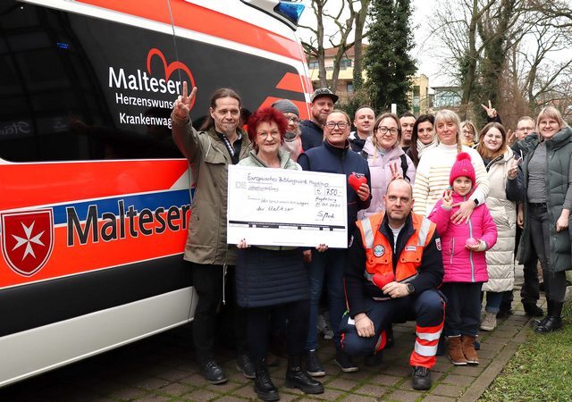 Malteser Herzenswunsch-Krankenwagen: Schüler und Lehrkräfte des Europäischen Bildungswerks in Magdeburg spenden 750 Euro