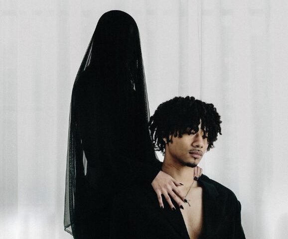 Bryant Barnes veröffentlicht seine neue Single “Why Can’t You”