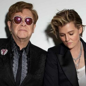 Elton John & Brandi Carlile veröffentlichen “Swing For The Fences”