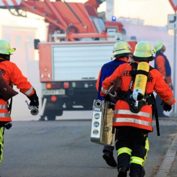 Internationaler Tag der Feuerwehrleute 2025: Innenministerin dankt den Kameradinnen und Kameraden der Feuerwehren für ihren täglichen Einsatz