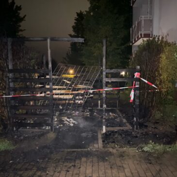 Feuerwehr im Einsatz: Mülltonnenbrände in Halberstadt