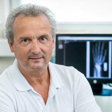 Patientenakademie in der Helios Bördeklinik: Daumenschmerzen – Was kann die Ursache sein? Schnappfinger, Sehnenscheidenentzündung, Arthrose?
