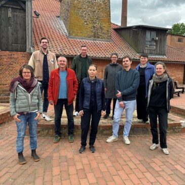 Start der 19. TERRA ARTE Werkstattwochen in der Ziegelei Hundisburg