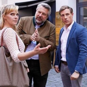 Krimiserie: Die Rosenheim-Cops – Zu Tode gekuschelt (ZDF 16:15 – 17:00 Uhr)