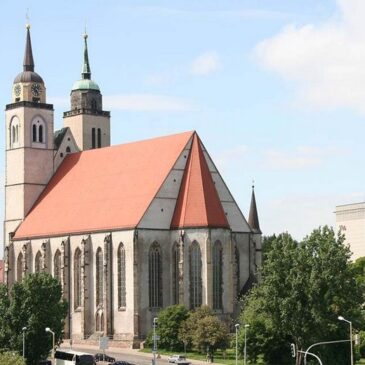 Service der Stadtverwaltung: Beschäftigtenparkplatz am Neuen Rathaus morgen und übermorgen wieder geöffnet