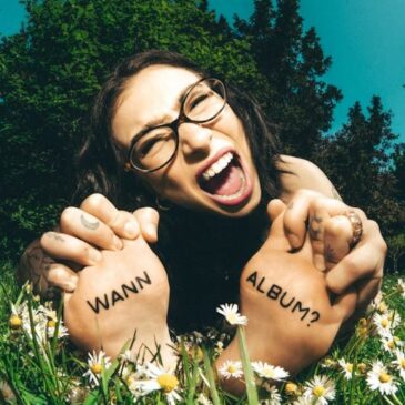 VICKY veröffentlicht ihre Debüt-EP “Wann Album?”