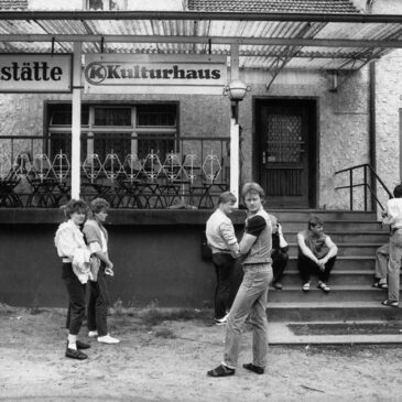 Voll der Osten. Leben in der DDR – eine Ausstellung ab 16. Juni in der Hochschulbibliothek