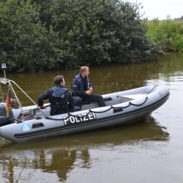 Weltkriegs – Gewehrgranate in der Elbe bei Sandau: Einsatz der Wasserschutzpolizei und fachgerechte Sprengung durch den Kampfmittel-beseitigungsdienst