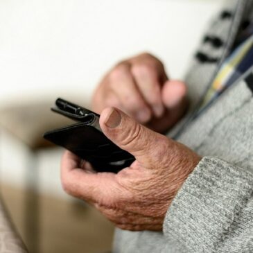 Digital fit: Einfache Hilfe für Magdeburger Senioren