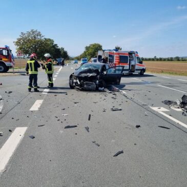 Zwei Verletzte nach Verkehrsunfall auf der L85