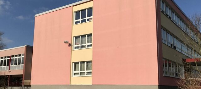 Haseloff zu Schulbesuch in Kalbe (Milde)