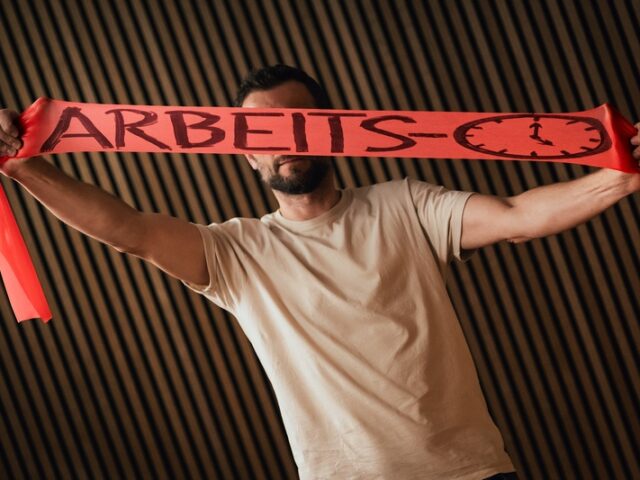 Magdeburg schiebt 3,4 Millionen Überstunden – viele zum Nulltarif