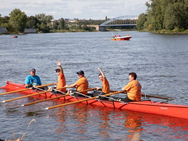 „Rudern gegen Krebs“: 5. Magdeburger Benefizregatta startet heute ab 10:00 Uhr