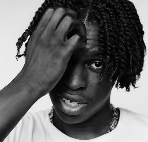 Daniel Caesar veröffentlicht neue Single “Have a Baby (With Me)” & kündigt neues Album an