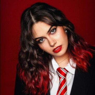 TEYA mit ihrer brandneuen Single „Bourgeoisie“