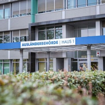 Weitere Online-Anträge der Ausländerbehörde ab sofort verfügbar / Neue Dienste im digitalen Rathaus