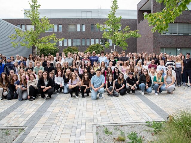 Ausbildungszentrum für Gesundheitsfachberufe an der Universitätsmedizin Magdeburg startet ins Ausbildungsjahr 2025