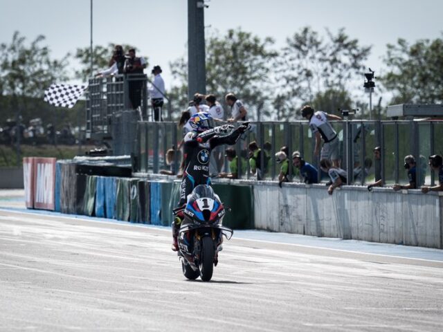 WorldSBK Frankreich: Viertes Triple in Folge für WM-Leader Toprak Razgatlioglu